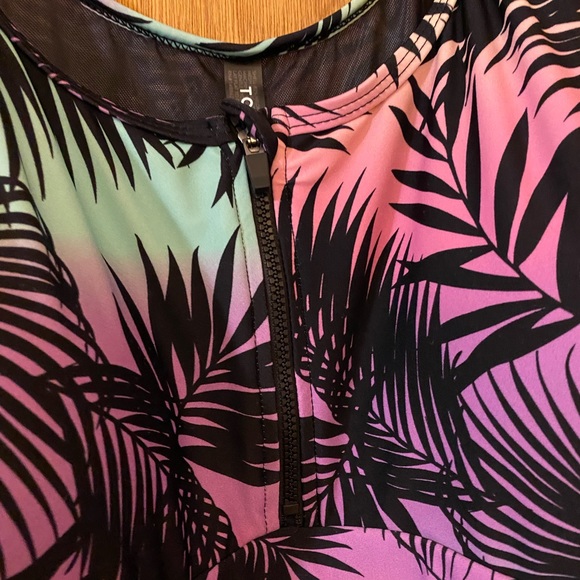 Torrid Wireless Long Zip-Front Swim Dress with Shorts - Picture 6 of 7